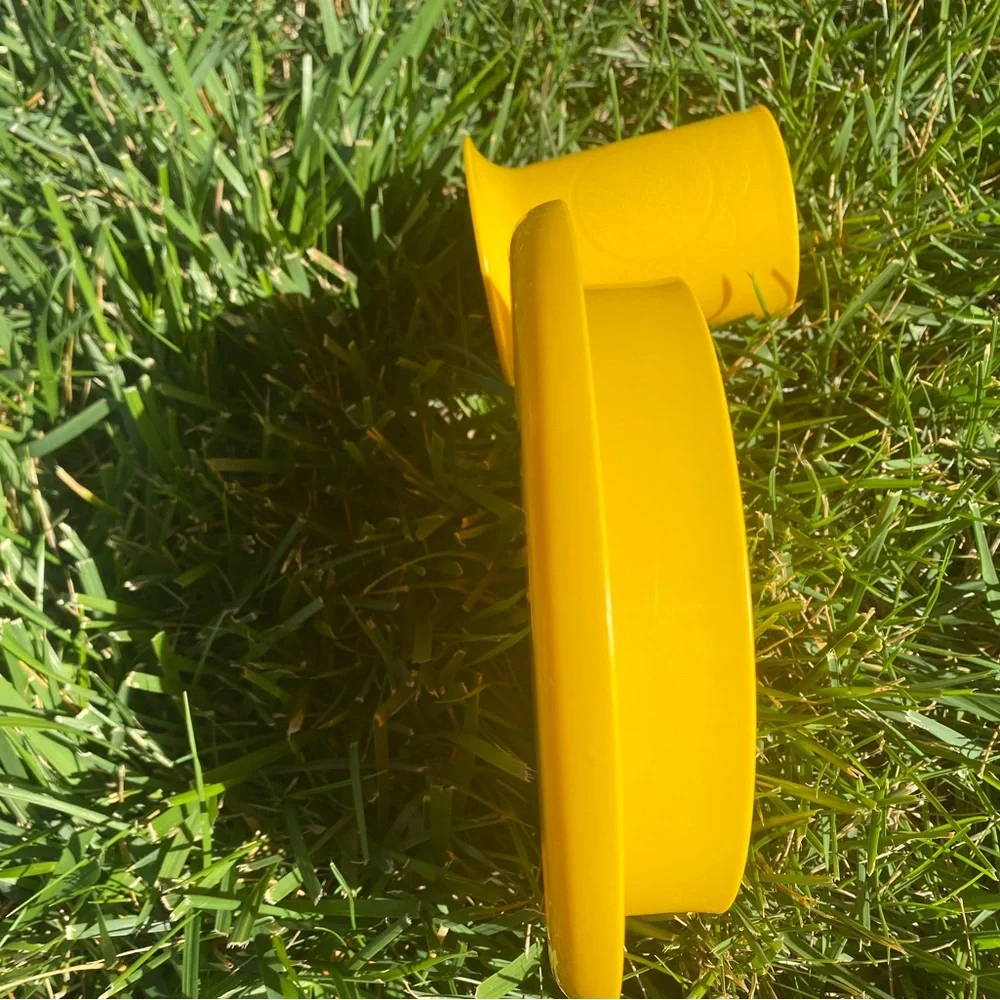 Vintage Tupperware Kids Set, Bright Yellow Daisy, Plate and Cup No Lids
